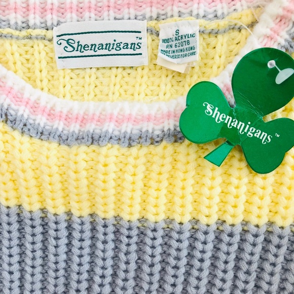 Pastel colored sweater - Picture 4 of 4